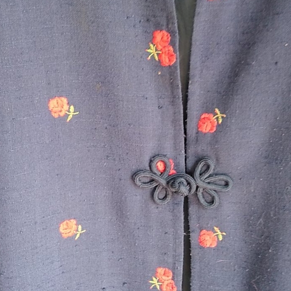 Kimono Roses Blue Red Embroidery Short Sleeve - Picture 2 of 8